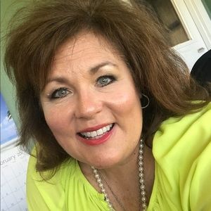 Meet your Posher, Karen